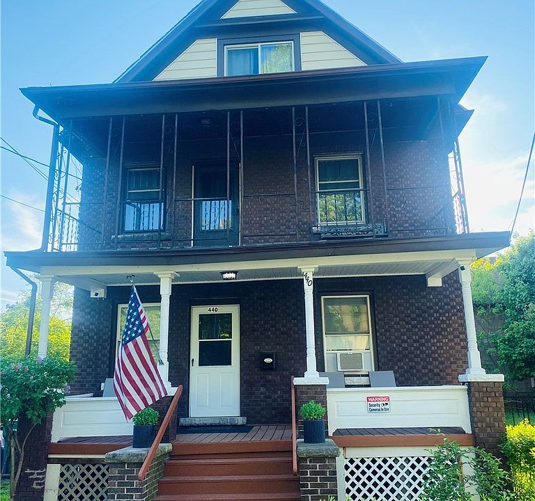 1st image of 440 24th St