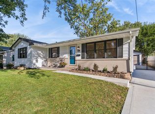 4140 Boyd St, Des Moines, IA 50317