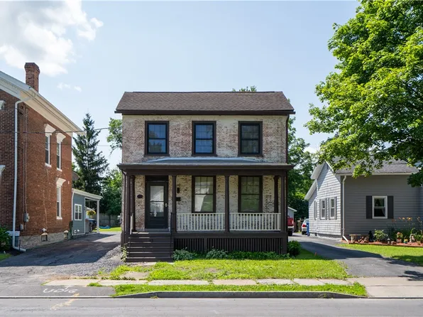 63 W Bayard St, Seneca Falls, NY 13148