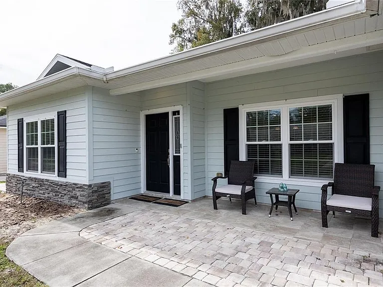5504 NW 34th St — Photo 7