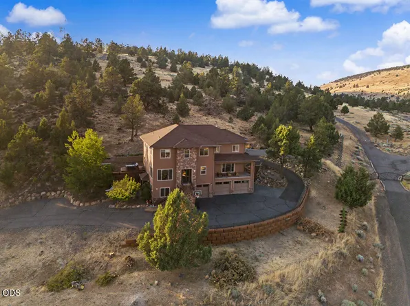 2706 Vale Rd, Klamath Falls, OR 97603