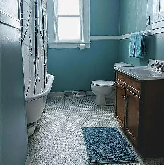 1353 Hertel Ave #1 — Photo 8