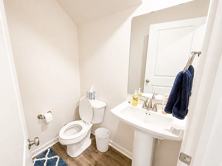 227 Stonyway Ln — Photo 4