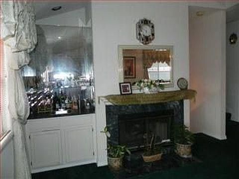 2nd image of 11 Viewmont Ter
