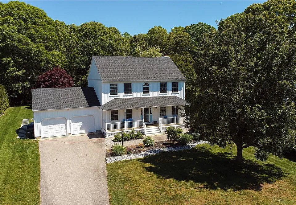 25 Sycamore Dr