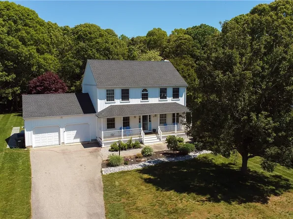 25 Sycamore Dr, Westerly, RI 02891