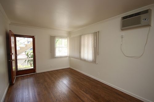 5th image of 999 Cordova St APT 4