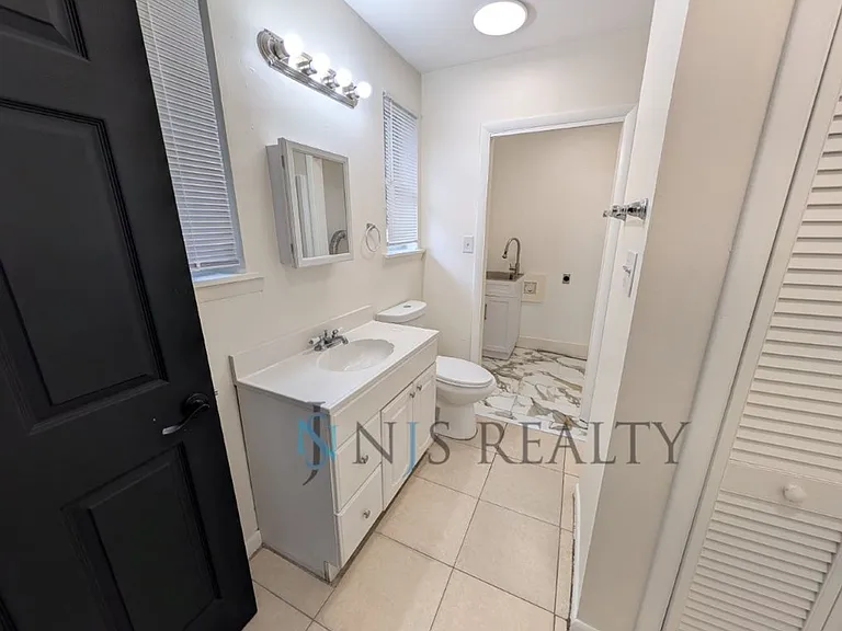 1342 Belleair Rd — Photo 16