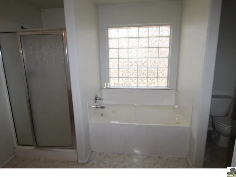 1906 Flagstaff Dr — Photo 88