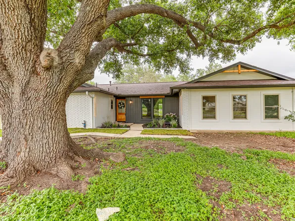 8708 GERONIMO DR, San Antonio, TX 78254