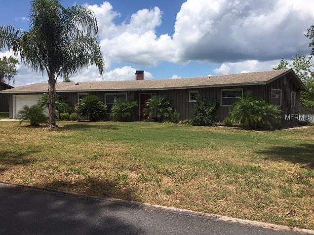 1st image of 26 Wisteria Dr