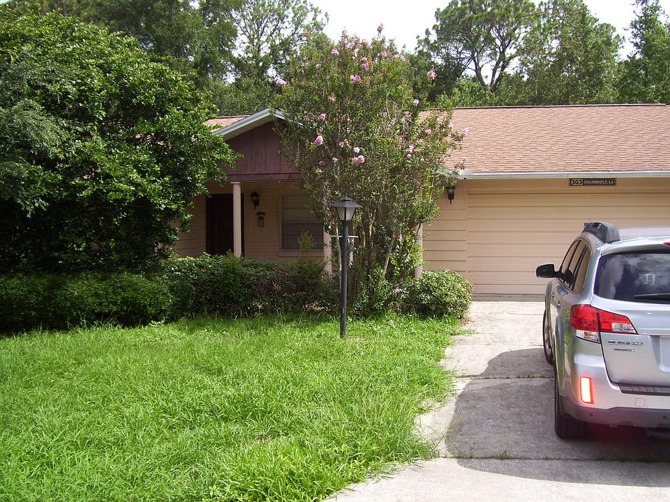 1st image of 303 W Sugarmaple Ln