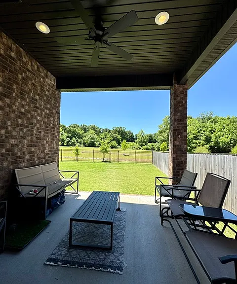 2979 W Sauter Ln — Photo 32