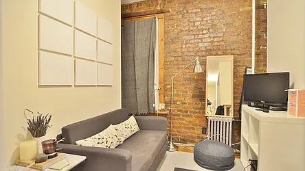 Rented by Park Property Advisors