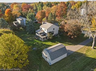 59031 Montego Dr, New Hudson, MI