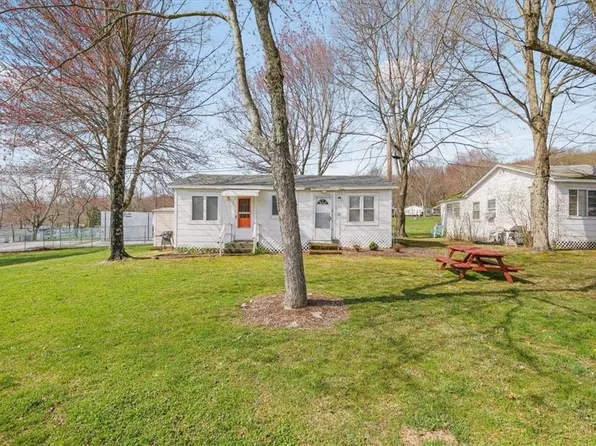 23 Hibiscus Circle #23, Hopewell Junction, NY 12533