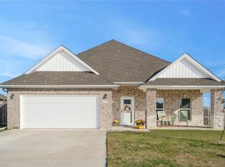 102 Manfield Ave, Pea Ridge, AR 72751