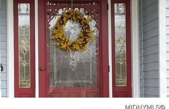 2nd image of 28 Kingsley Ct