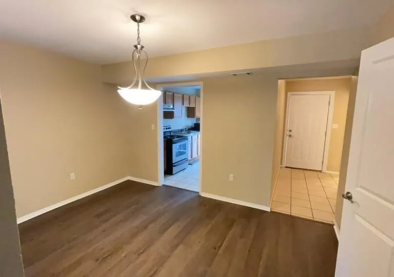 507 NW 39th Rd #310 — Photo 2
