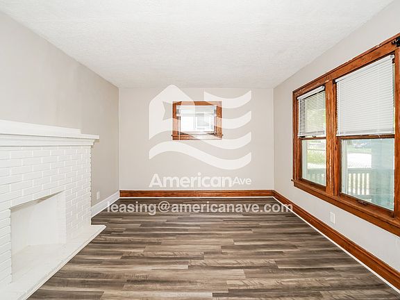 1465320_003_living_room_14078266.jpg
