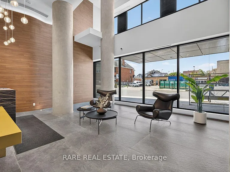 39 Mary St #1810 — Photo 4