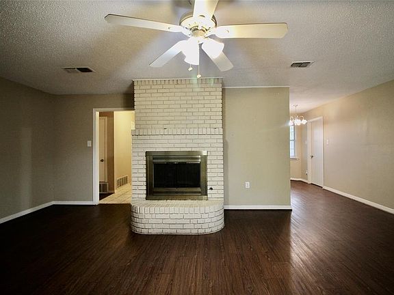 5th image of 816 Vince Ln