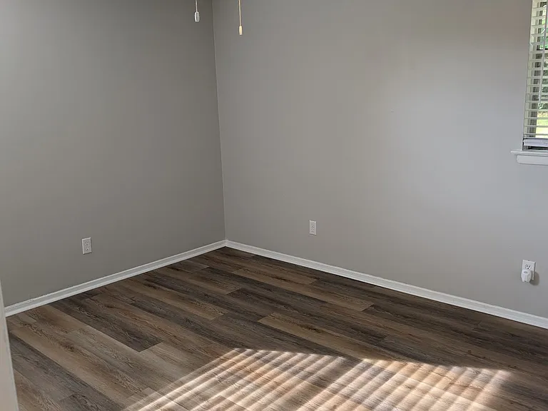 124 Magnolia Dr — Photo 11