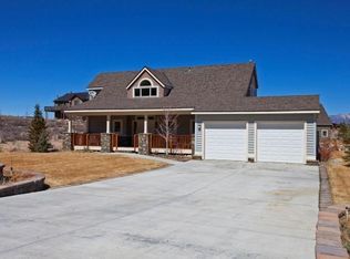 38 Hidden Canyon Ct, Crowley Lake, CA 93546