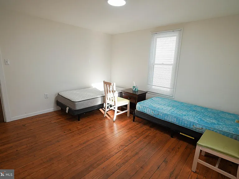 231 Newton St #A — Photo 22