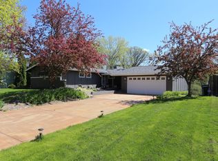 6701 Limerick Ln, Edina, MN 55439