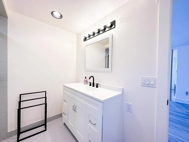 23 Hewson Ave — Photo 12