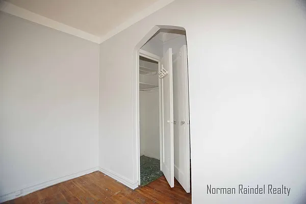 Rented by Norman Raindel, LREB | media 46