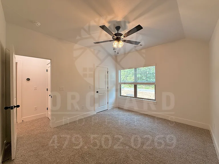 66 Ruthwell Dr — Photo 20