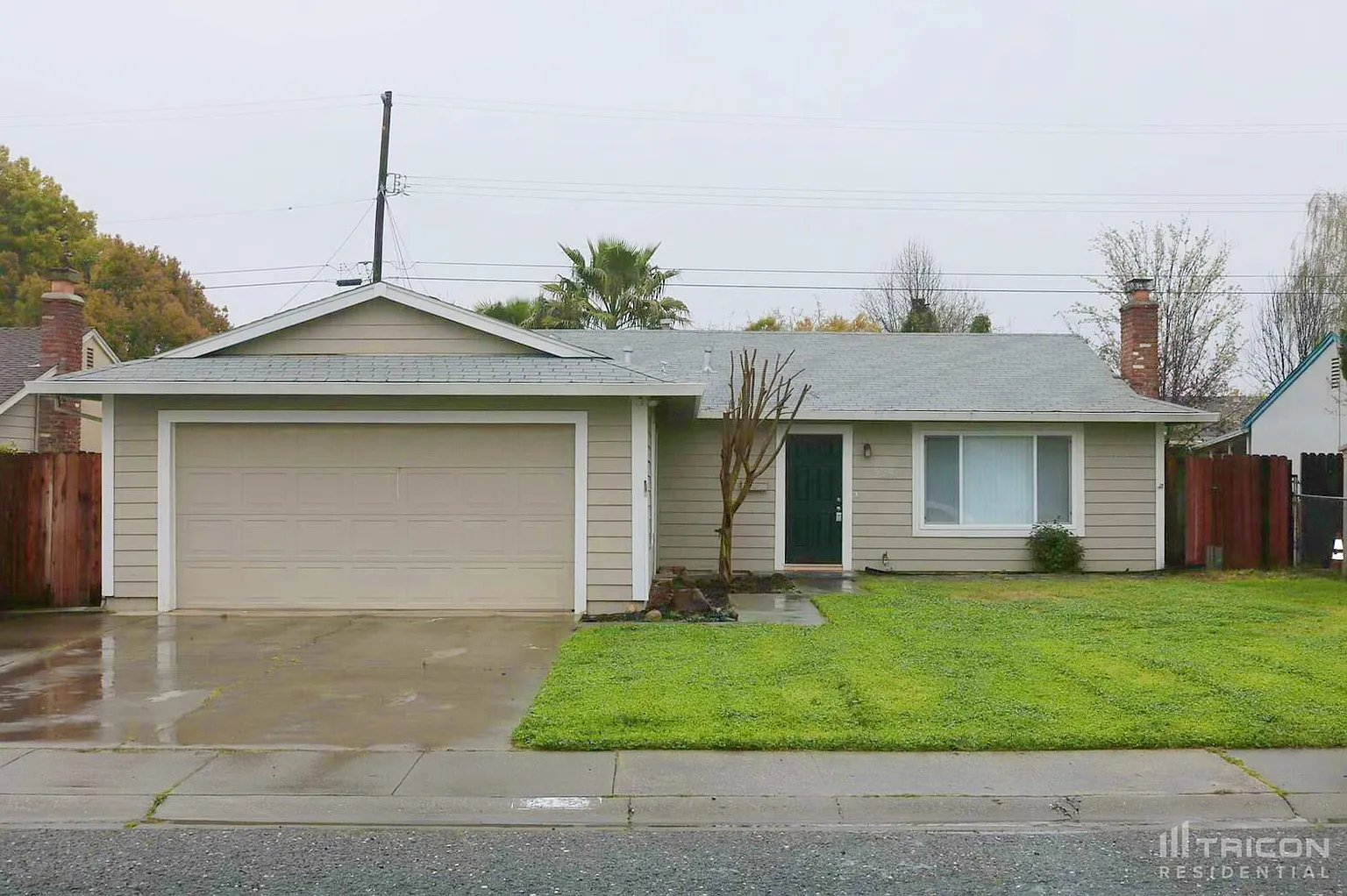 2339 Edwards St photo 1