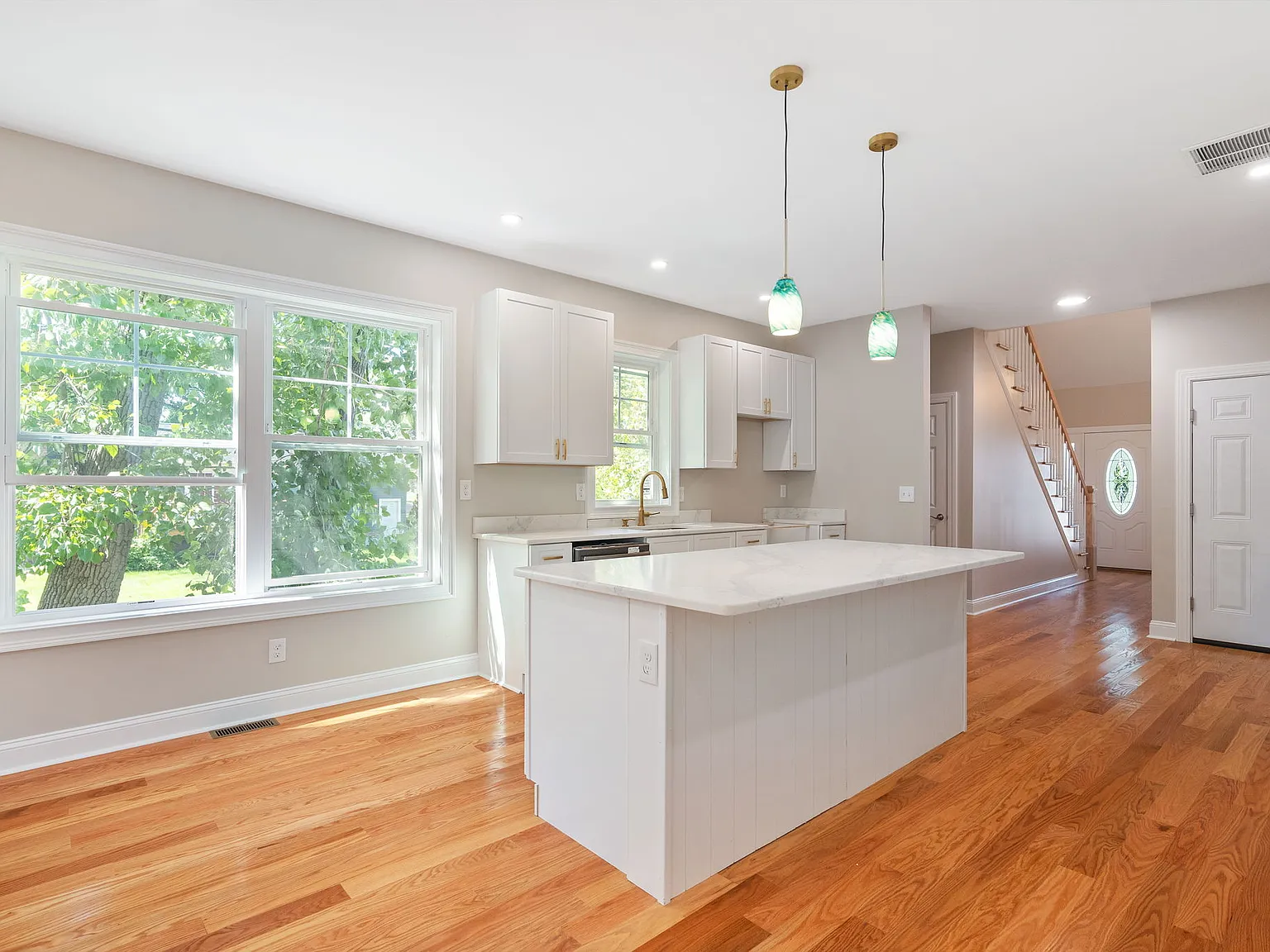 101 Tampa Ave — Photo 3