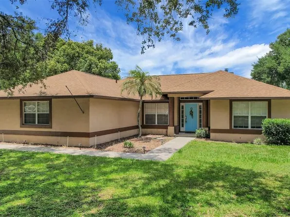 10697 Lake Hill Dr, Clermont, FL 34711