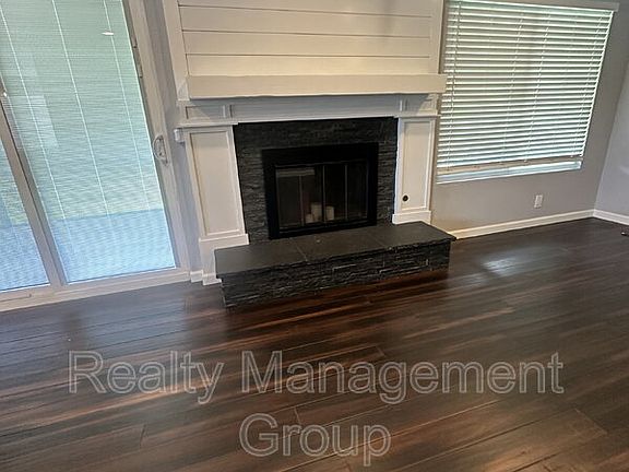 5th image of 2388 Windmill View Rd