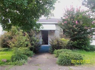 1923 College St, Columbus, MS 39701