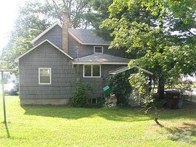 5th image of 351 Cherry St