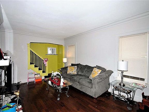 2nd image of 3277 Kildare Rd