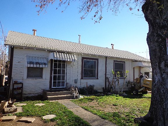 2nd image of 1220 Yuba St