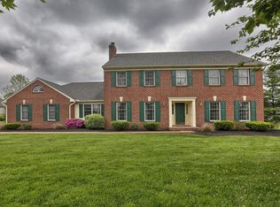 26 Draper Cir, Lititz, PA 17543