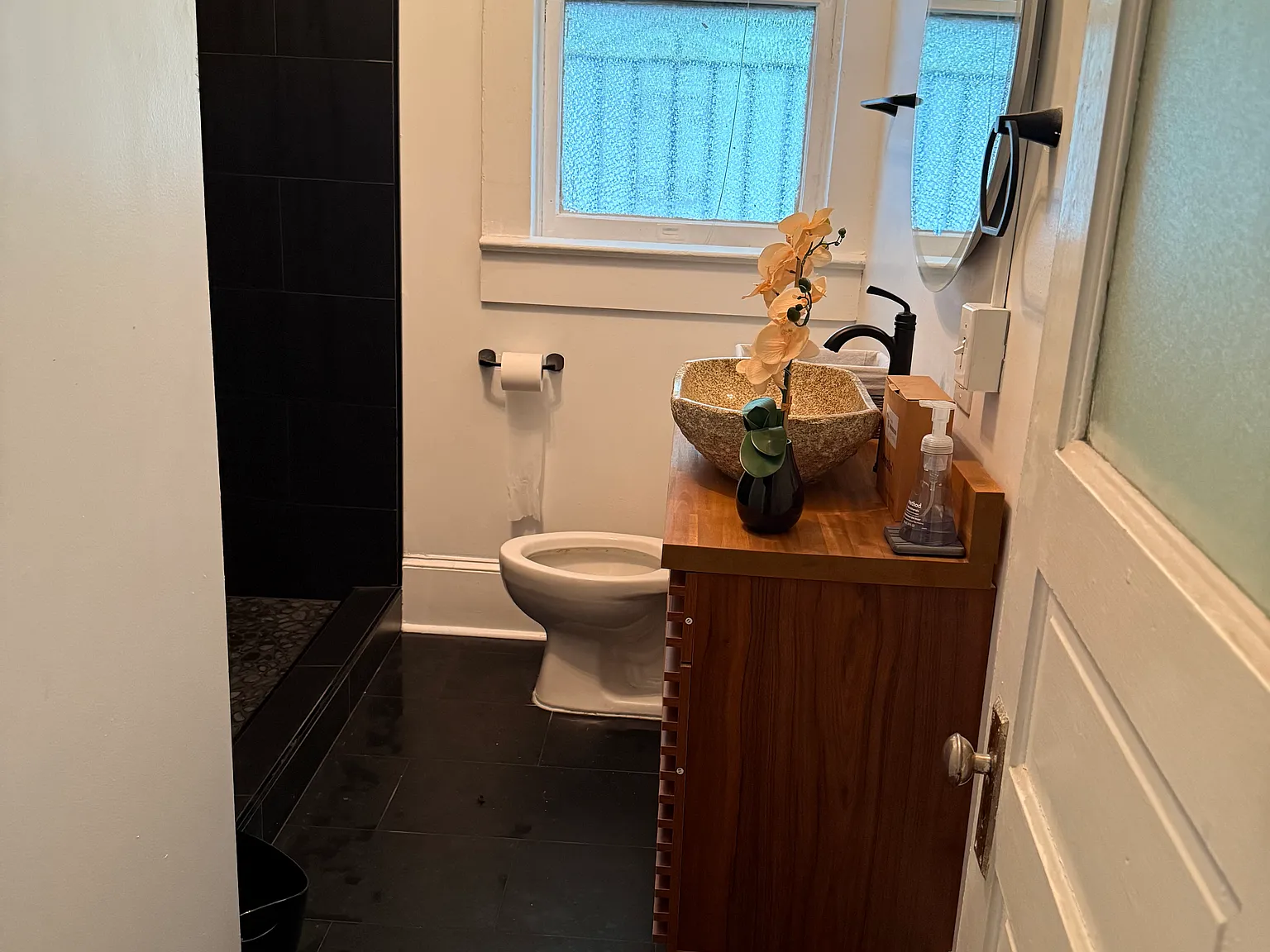 3 bed, 1684 sqft, $2,150 — Photo 4