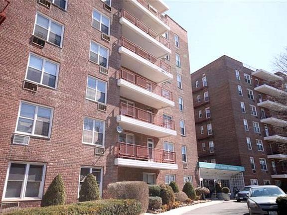 2nd image of 55 Austin Pl APT 7T