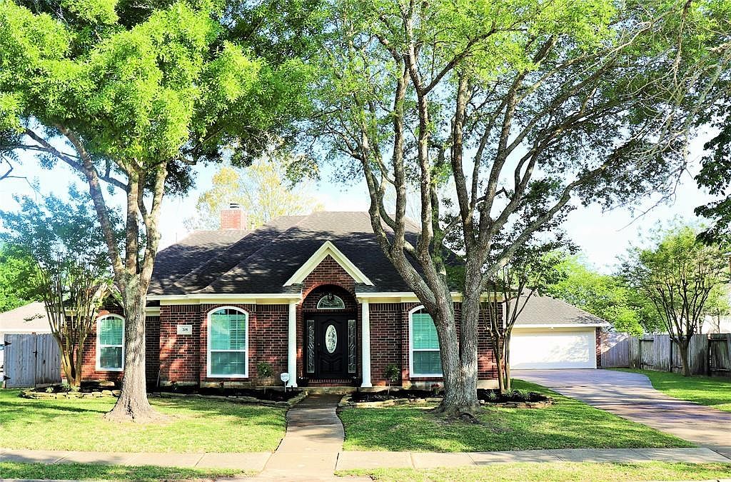 705 Eagle Lakes Dr, Friendswood, TX 77546 Zillow