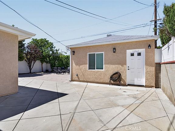 3rd image of 13567 Montague St