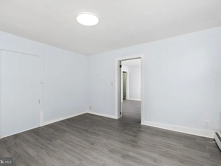 10 Lytle St #4 — Photo 12