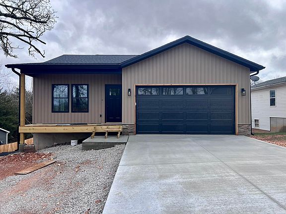 2nd image of 96 Rainbow Hill Lane