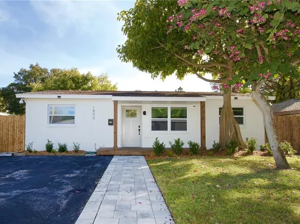 1850 Oregon Ave NE, Saint Petersburg, FL 33703