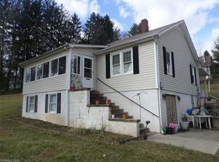 607 Allen Farm Rd, Canton, NC 28716